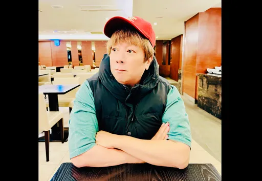 曹西平66歲猝逝！歌手轉戰主持被封「台灣西城秀樹」　口頭禪「醜八怪醜死了」成絕響