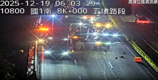 国1客运追撞大货车！惨酿6乘客受伤　五堵路段严重回堵