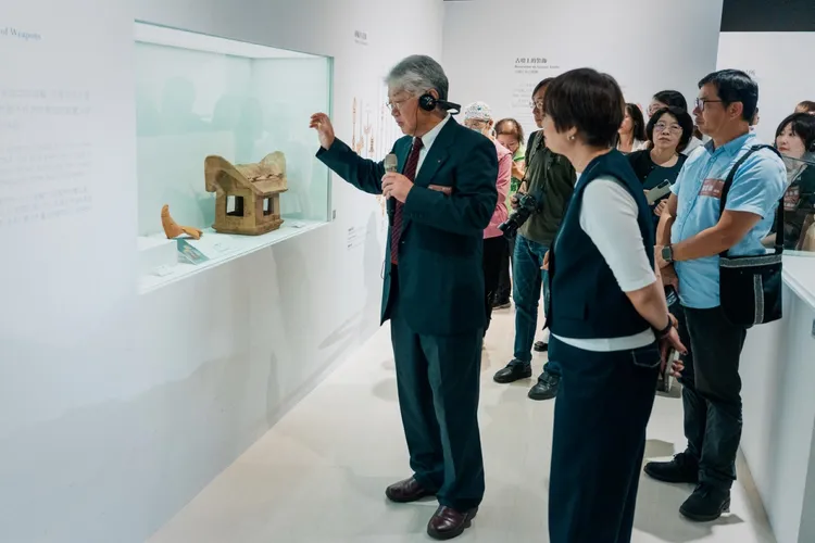 十三行博物馆《静土有声：台日古代文物对话特展》邀请民众揭开跨海交流密码。馆方提供