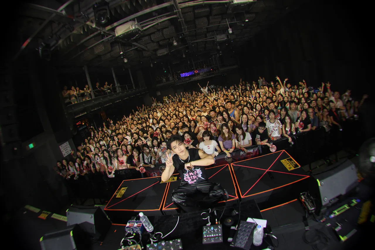 陈德修巡回演唱会几乎场场爆满完售。陈德修工作室提供