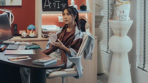 Emma戏剧处女秀一次次被摔　对戏张榕容直呼「仙女」 