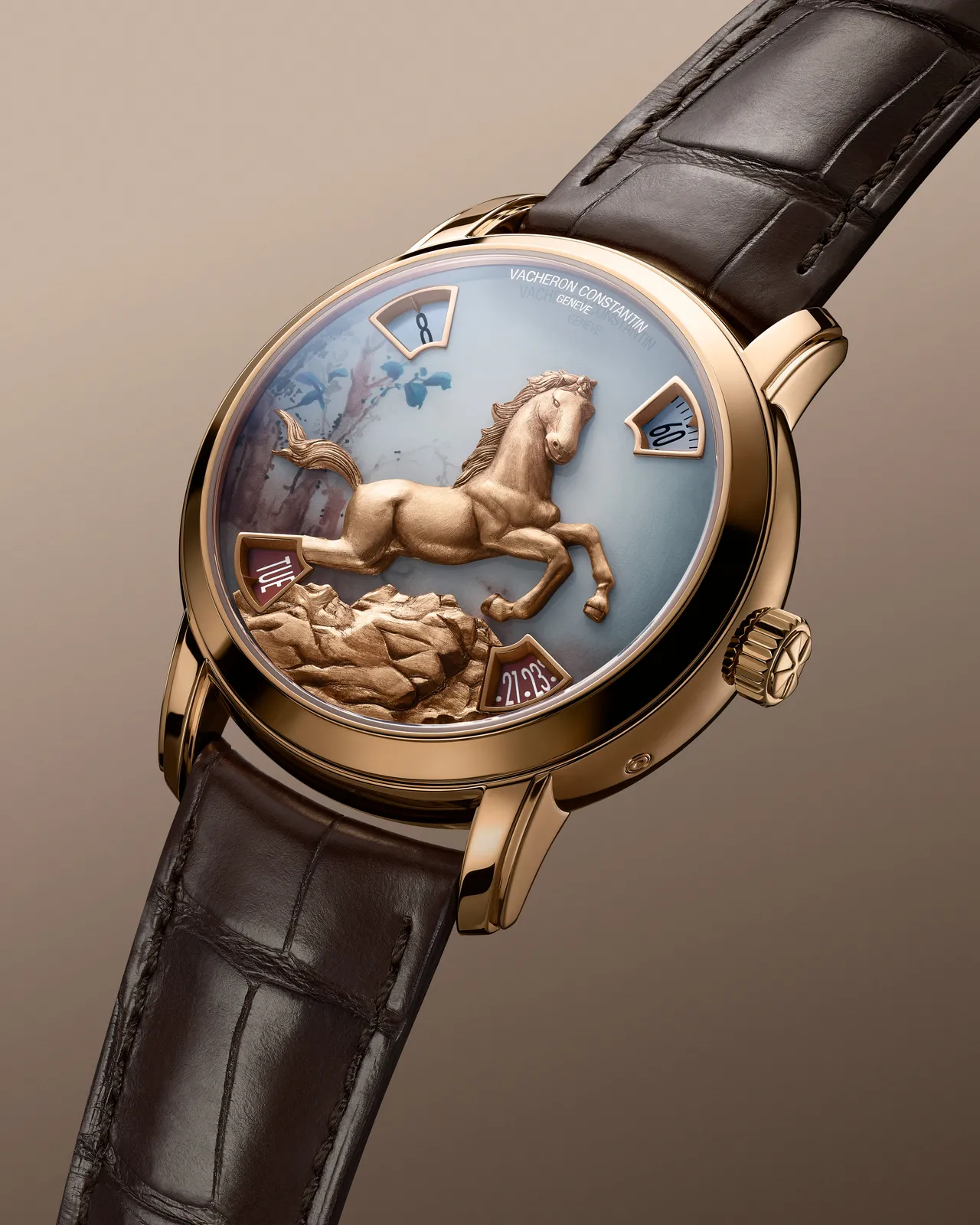 江诗丹顿Métiers d’Art 艺术大师系列中国十二生肖传奇之马年腕表，40mm，18K 5N粉红金表壳，18K 5N金质表盘（采用雾面微绘和大明火珐瑯彩绘工艺），棕色密西西比鳄鱼皮表带，2460 G4自动上链机芯，动力储存40小时，防水深度30米，各限量25只。品牌提供