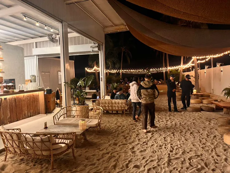 東港警方聯合海巡署昨在琉球地區臨檢及路檢。翻攝畫面