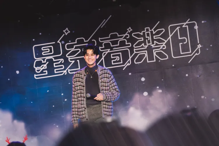 李玉璽日前才宣布與大6歲的許允樂結婚。夢時代&獎金獵人提供