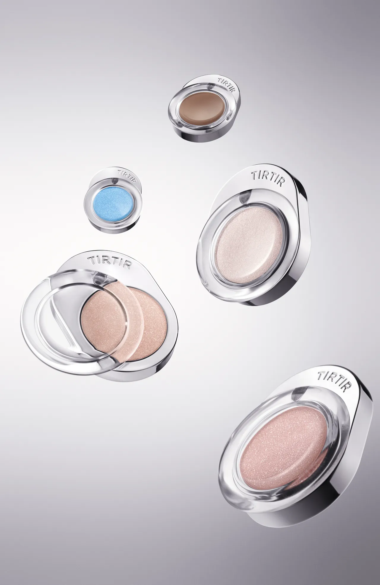 口袋眼影，各259元。品牌提供