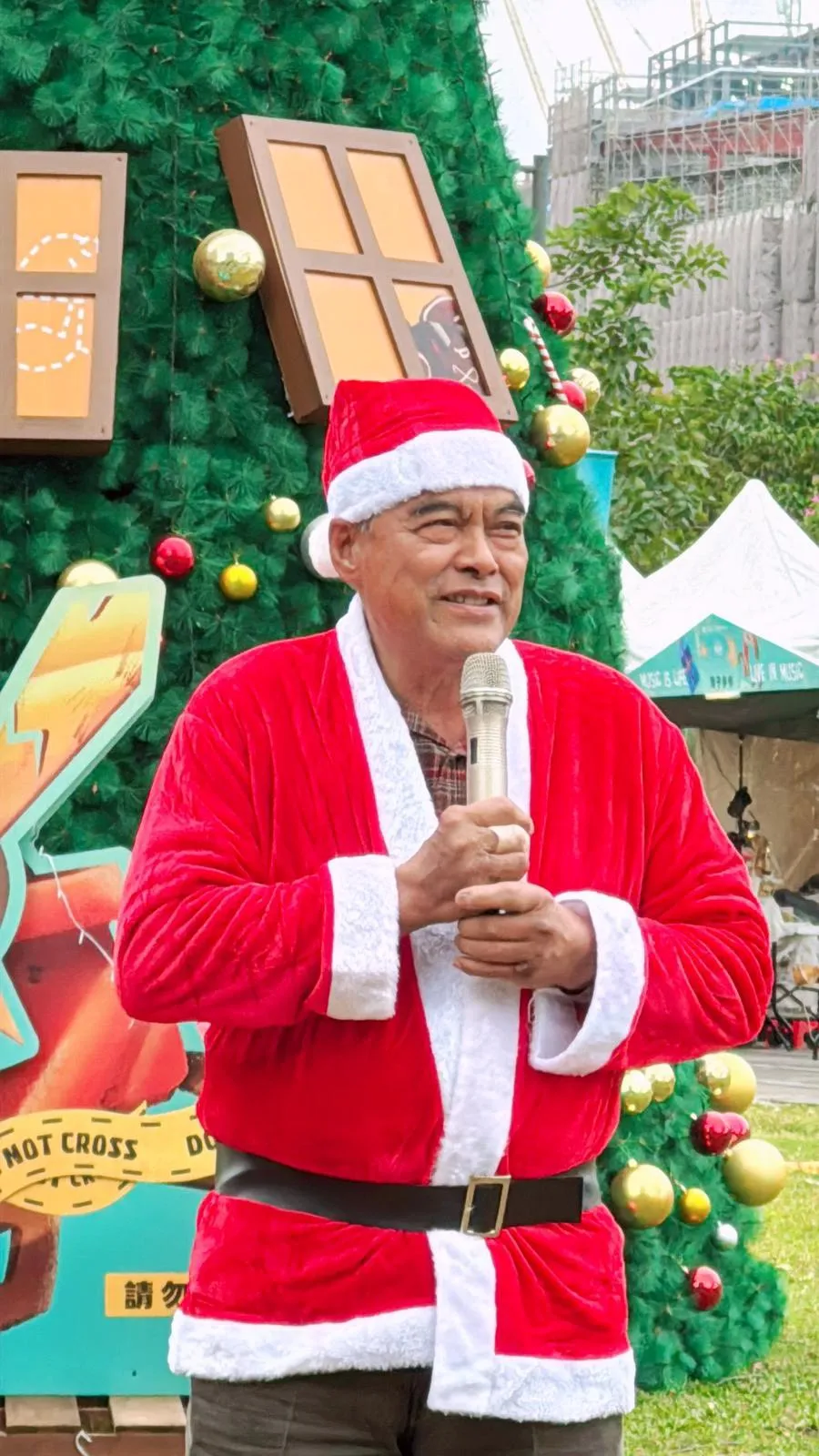 林庆台献唱唱泰雅古调。MOYO CITY提供