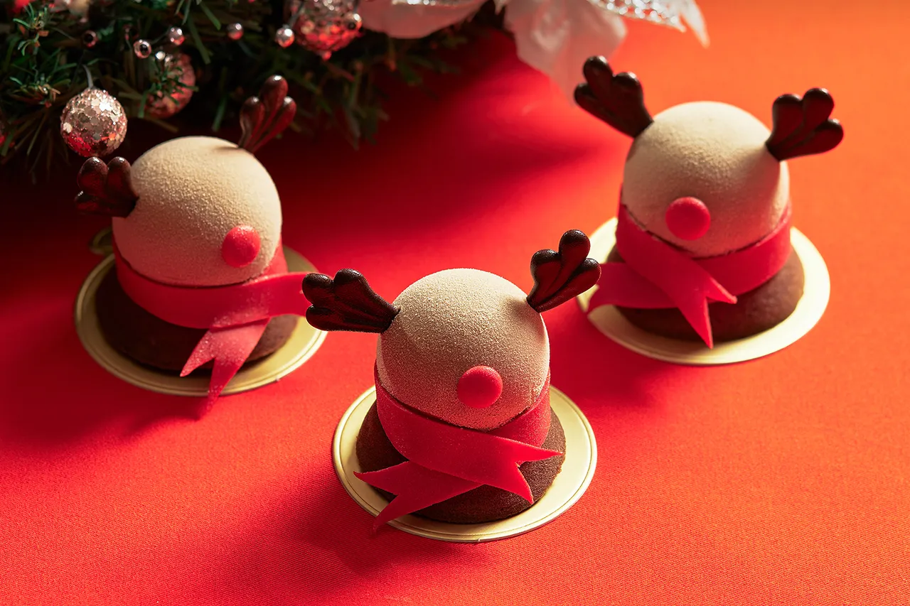 「麋鹿焦糖咖啡慕斯」以咖啡布蕾、香脆巴芮片呈现丰富层次。JR东日本大饭店台北提供