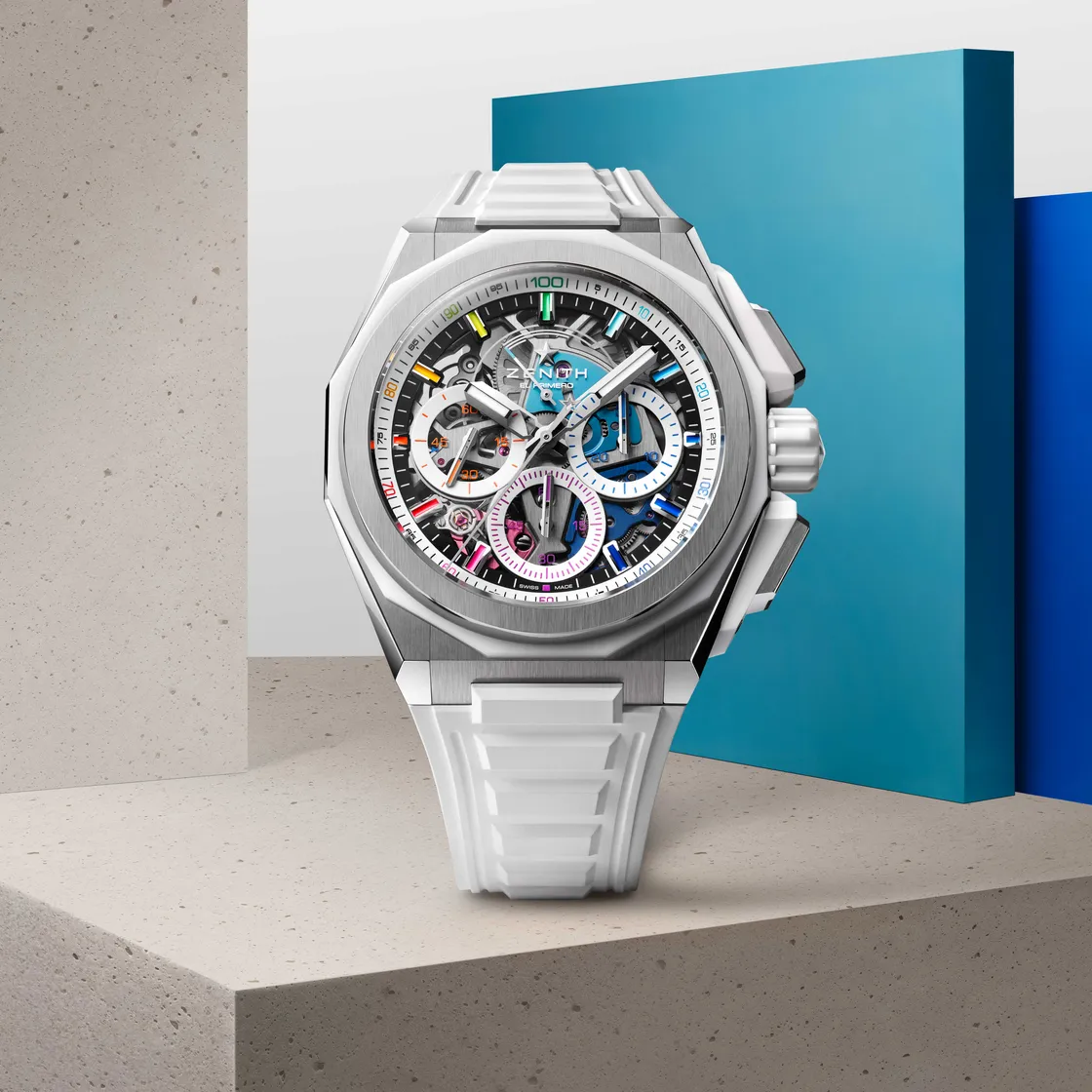 ZENITH DEFY EXTREME 挑战极限炫彩腕表 (白)，45mm，钛金属及白色陶瓷表壳，白色镂空表盘，白色橡胶 / 钛金属 / 黑色Velcro魔术贴，El Primero 9004机芯，动力储存50小时，防水深度200米，限量100只，72万4300元。品牌提供
