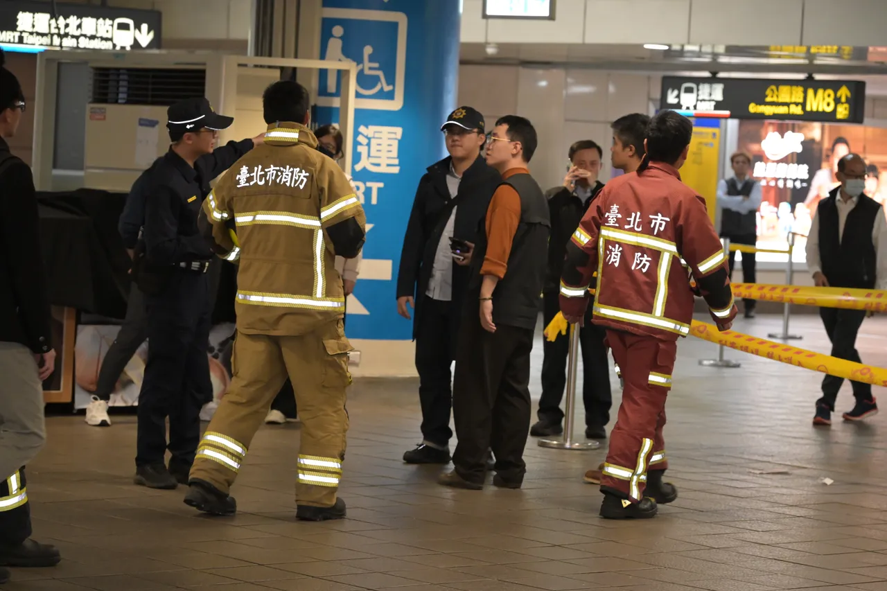 近日捷运台北车站及中山站发生连续攻击事件，造成社会不安情绪升温。彭欣伟摄