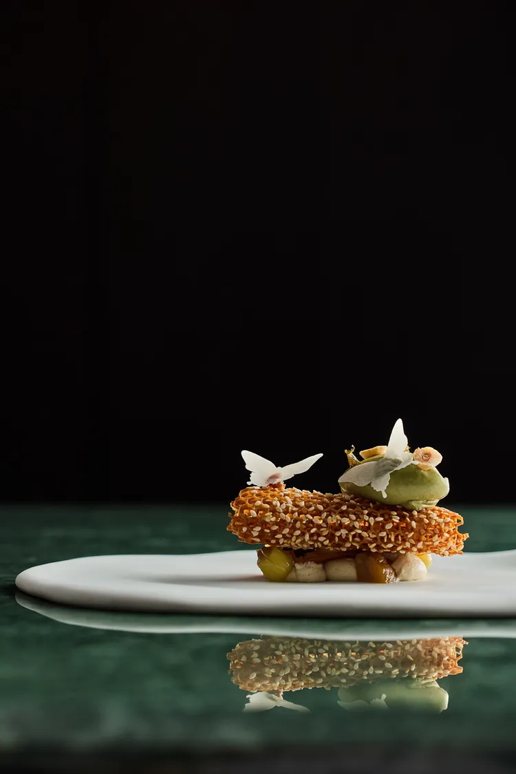 棗泥鍋餅 鐵觀音。業者提供