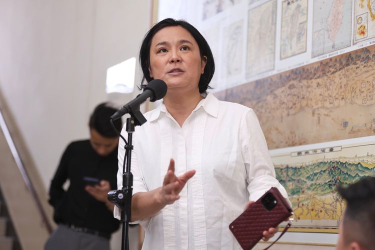 陳玉珍不撤「助理費除罪化」慘了 　連同黨及聯合報都不挺