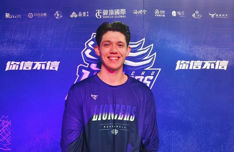 梁瀚分享自己的土味情話受到討論一事讓他相當害羞。李家穎攝