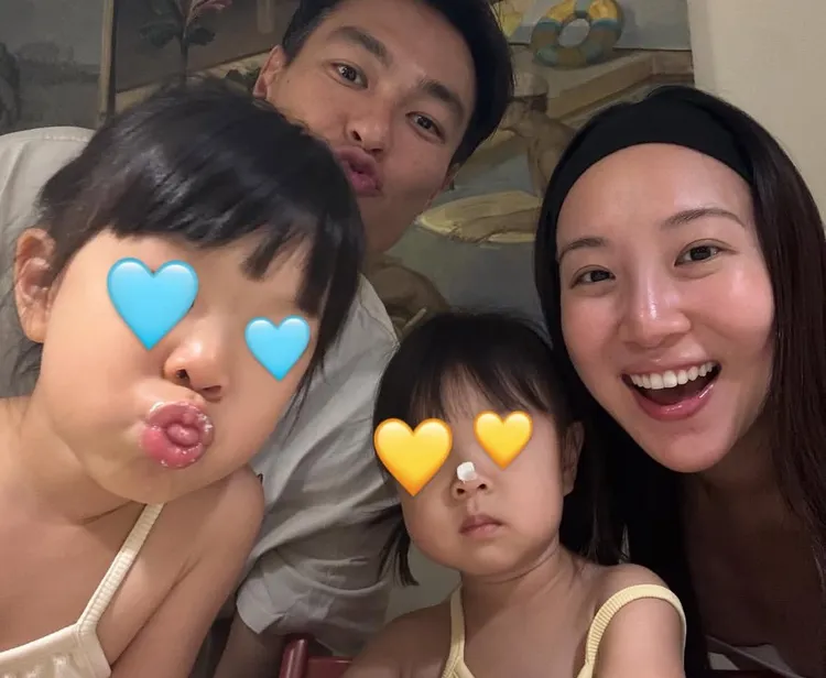 杨祐宁和阿梅常分享与女儿的可爱互动。翻摄自杨祐宁IG