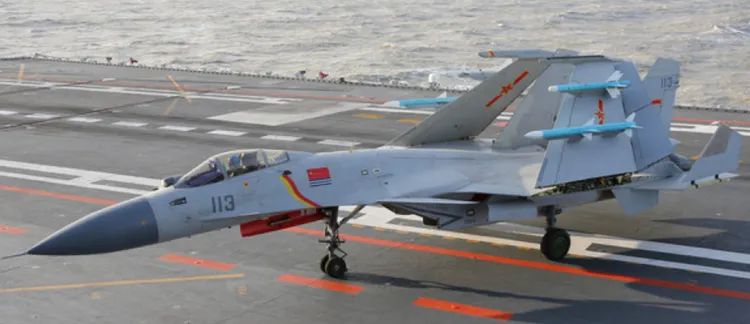 解放軍遼寧艦航母的殲-15戰機。翻攝解放軍網