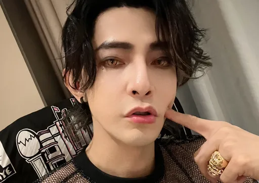 受够与炎亚纶绑一起　汪东城「哥包直的」劝退CP粉