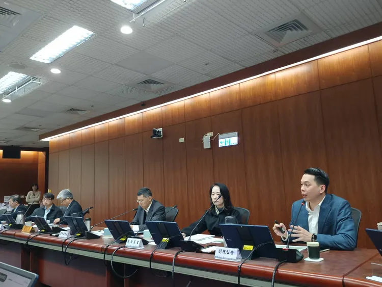 國發會今召開「創業綻放—創業大聯盟競賽」初賽名單公布記者會。國發會揭曉第一階段300強入選名單。許麗珍攝