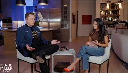 狂人马斯克玩过政治缩了！自认不敢再碰　与川普大和解