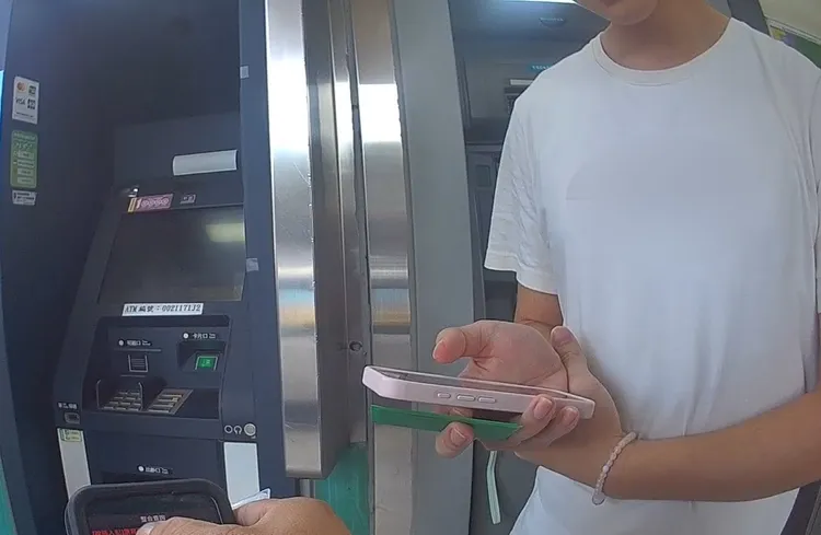 19歲陳男為獲取更多賺錢機會，差點上了詐騙集團的當。翻攝畫面