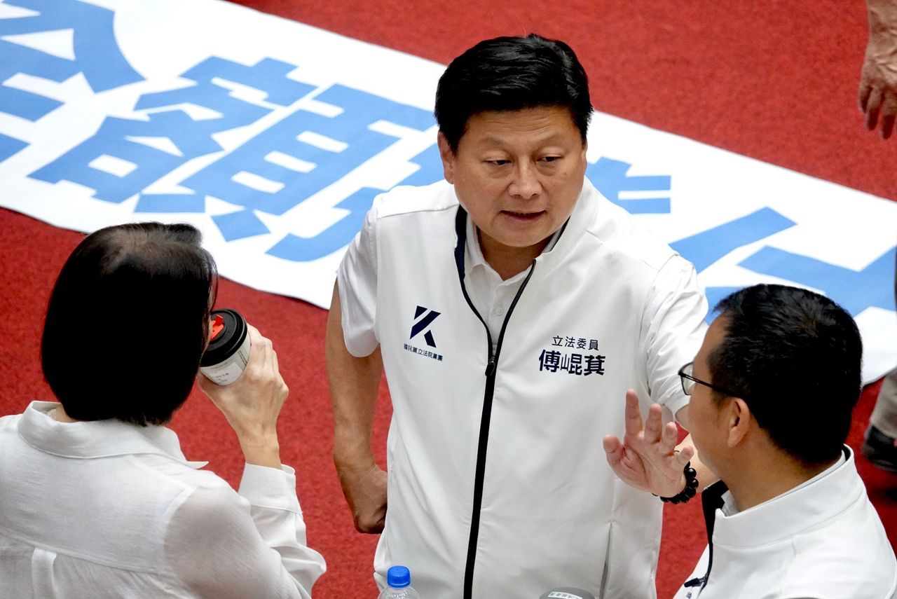 國民黨團拒簽公督盟承諾書 砲轟:只配當賴清德側翼