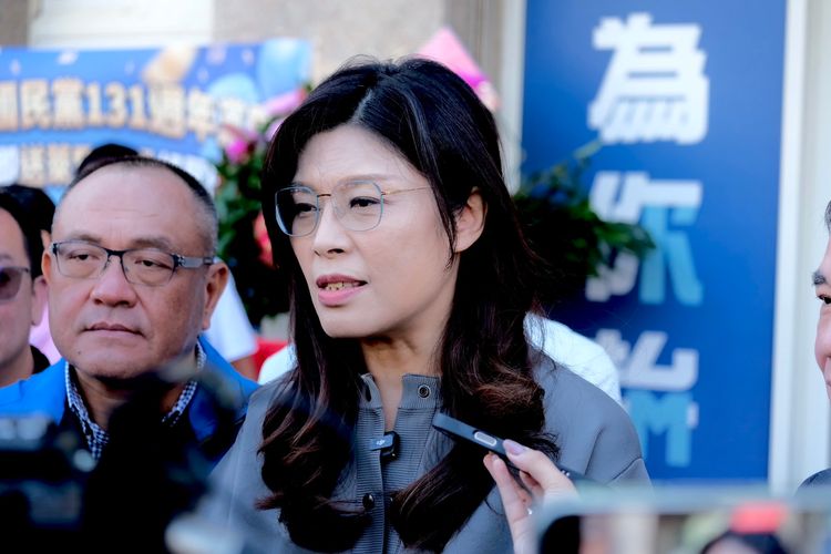 柯文哲喊「藍白合別再讓趴數」　鄭麗文：用最大誠意選出最強人選