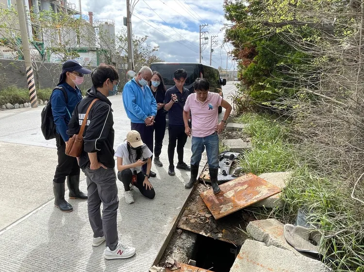 採樣檢測。桃園地檢署提供