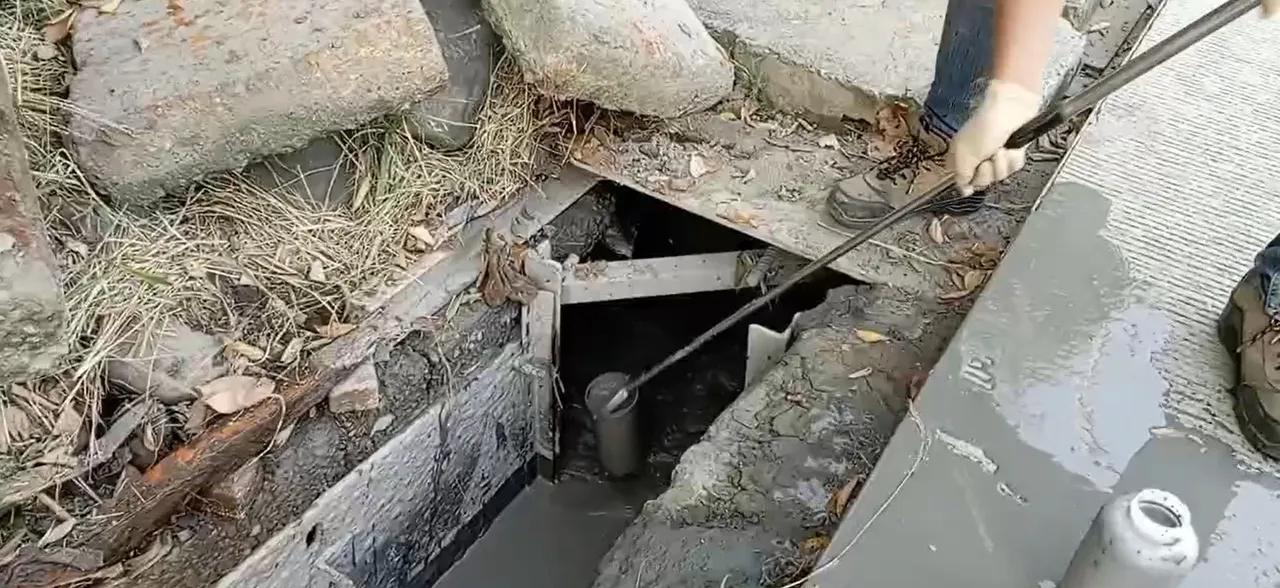 暗管采样检测。桃园地检署提供