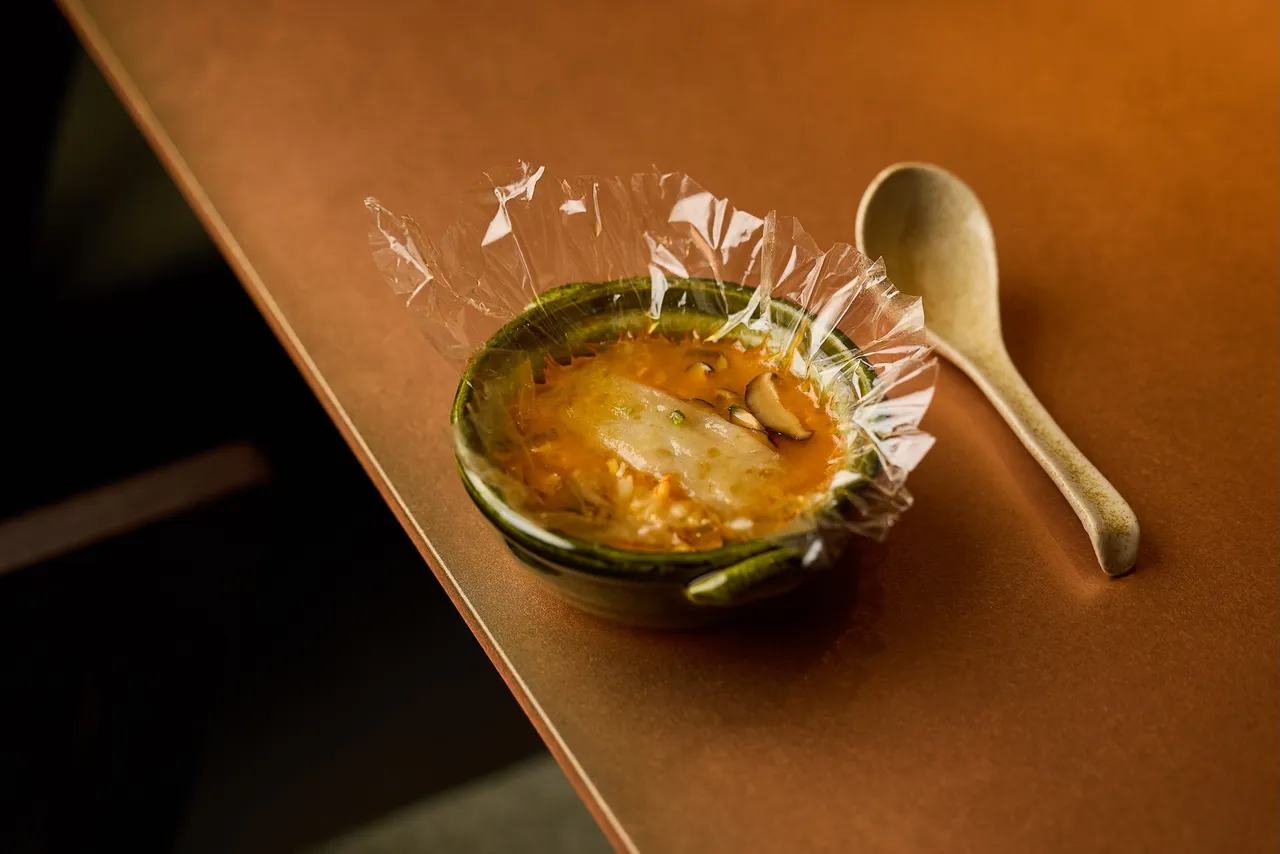 鼎边剉玻璃烧。业者提供