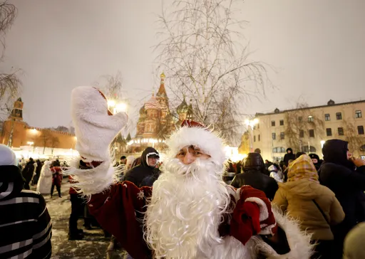「啤酒肚太有魅力了」耶诞老人竟是某些人的性幻想对象