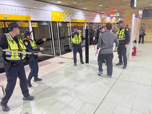 新北跨河烟火严防「随机攻击」模仿效应！　侯友宜下令：动员500警力守护跨年