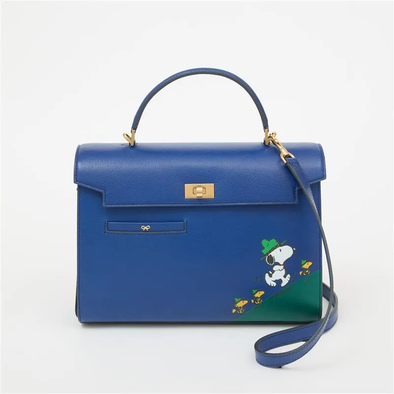ANYA HINDMARCH x PEANUTS Snoopy Mortimer Top Handle in Blue，9万6580元。品牌提供