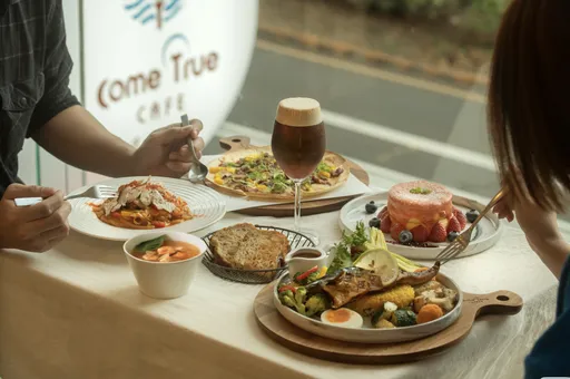 成真咖啡聖誕歡樂分享雙人套餐 × 限量刮刮卡人人有獎　最大獎雙人套餐