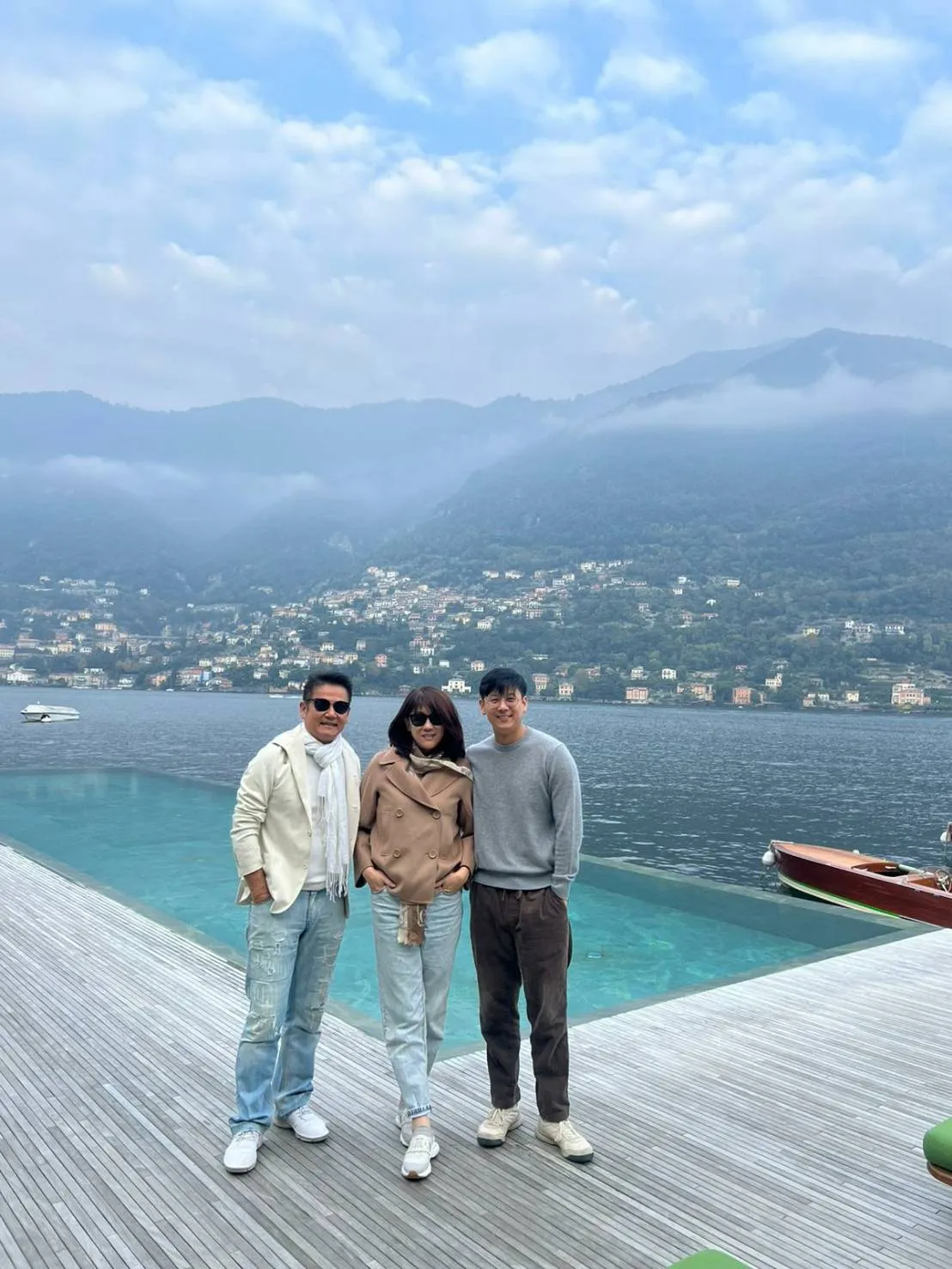 徐乃麟（左起）、老婆、小儿子徐廷墉在义大利相聚，玩得很开心。徐乃麟提供