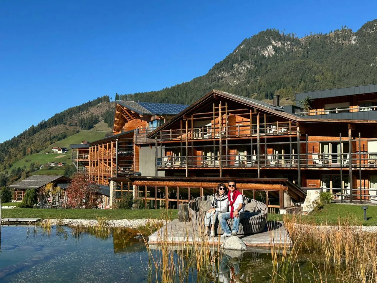 徐乃只要有一个礼拜的空档，就会带老婆出国走走。徐乃麟提供