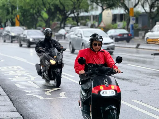 明又下探13℃！还会湿冷2波　「圣诞节冷空气强」可望追雪