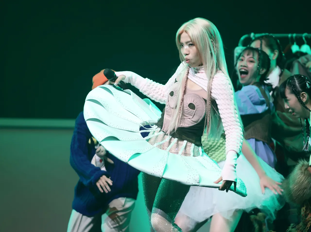 洪佩瑜造型吸睛。相信音乐提供