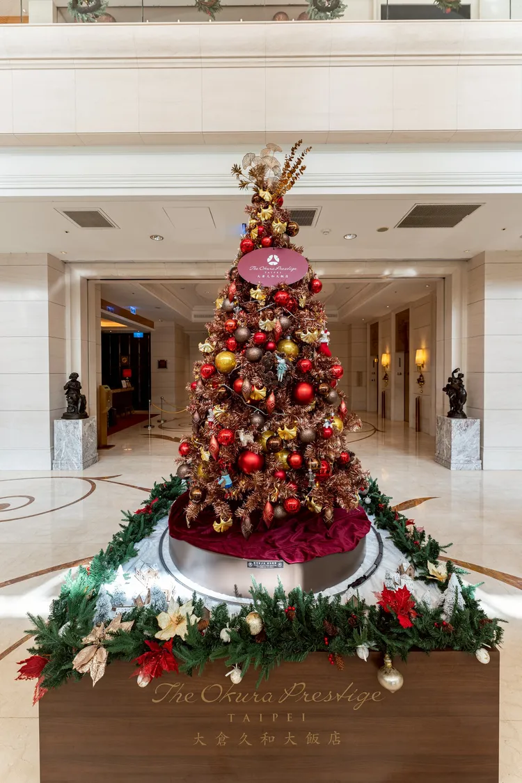 大倉久和聖誕節用甜點華麗登場。業者提供