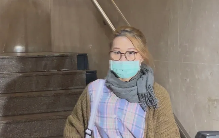 前记者谢幸恩昨赴北检应讯后获请回。张钦摄