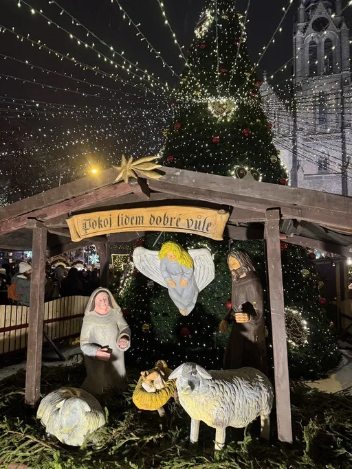 台湾女孩寄信给「小耶稣」！捷克海拔最高邮局揭暖心捐发故事