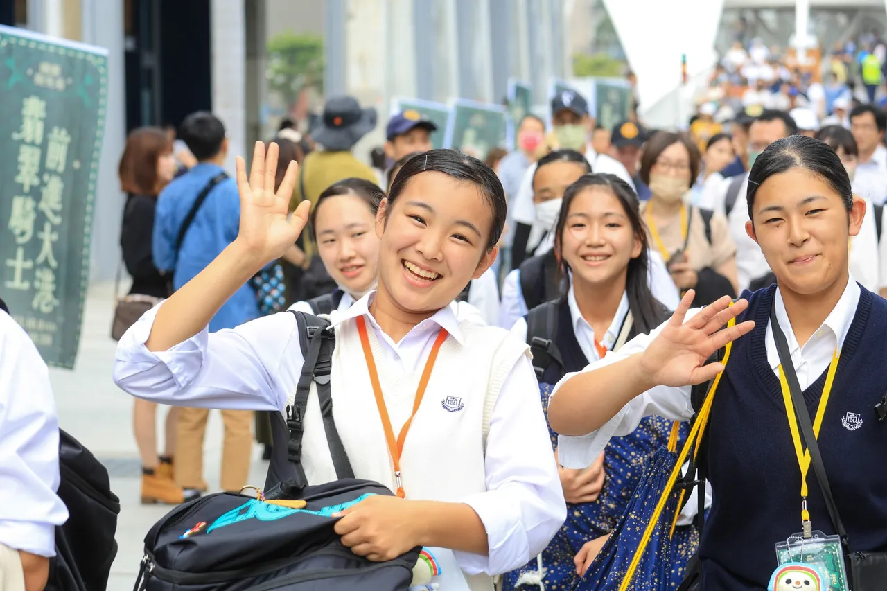 橘色恶魔、翡翠骑士将到台湾各地交流演出。取自文总脸书