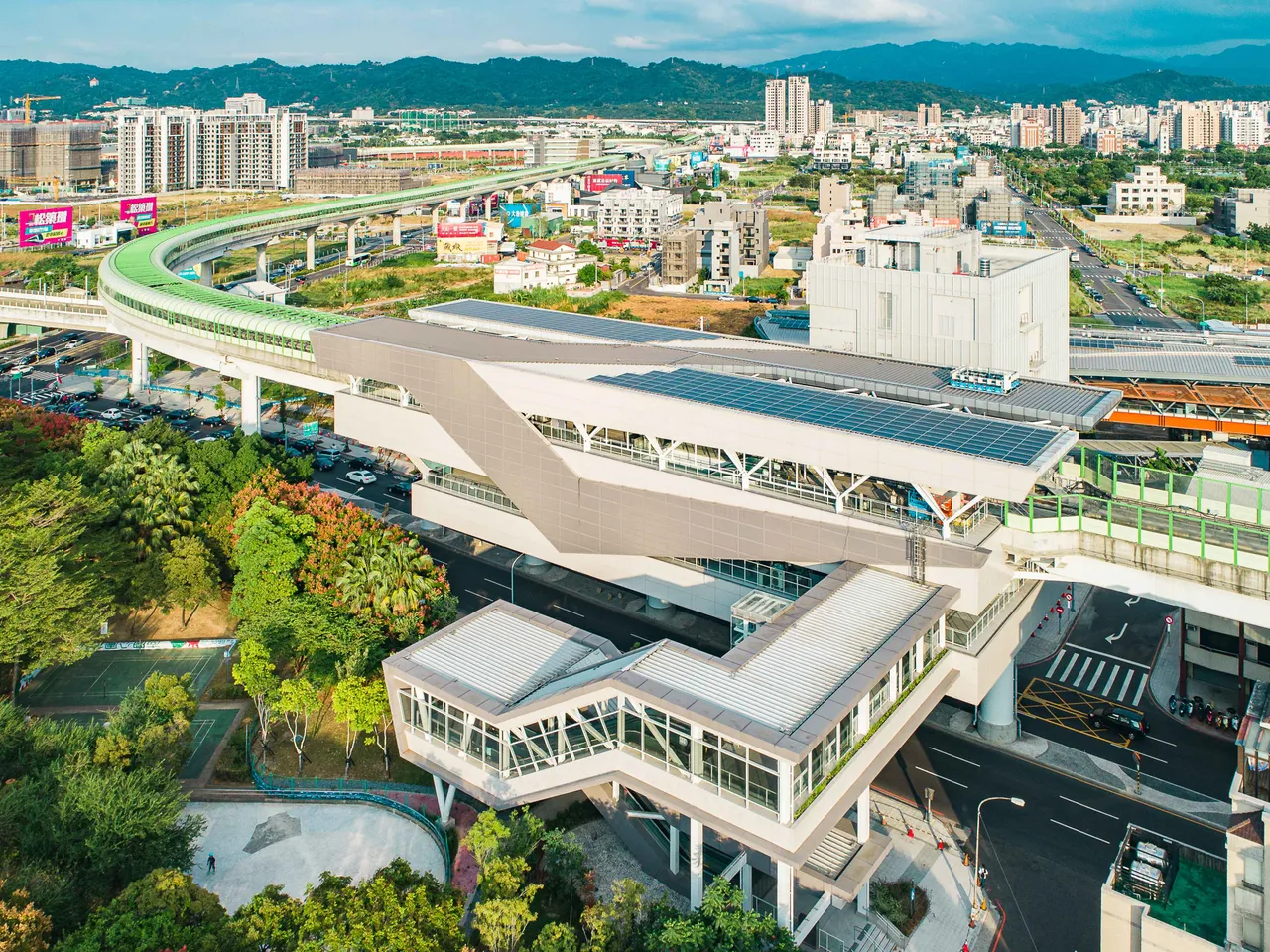 台中市府认为，近年在大型建设与轨道经济带动，是人口净迁入夺冠的主要原因。市府提供