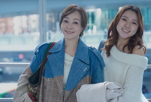 季芹東京馬拉松慶生趴寵19歲寶貝！母女甜笑神韻一個樣