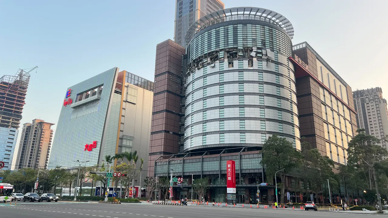 检方侦办发现新光三越台中店气爆，是一连串管理疏失造成的「人祸」。资料照片