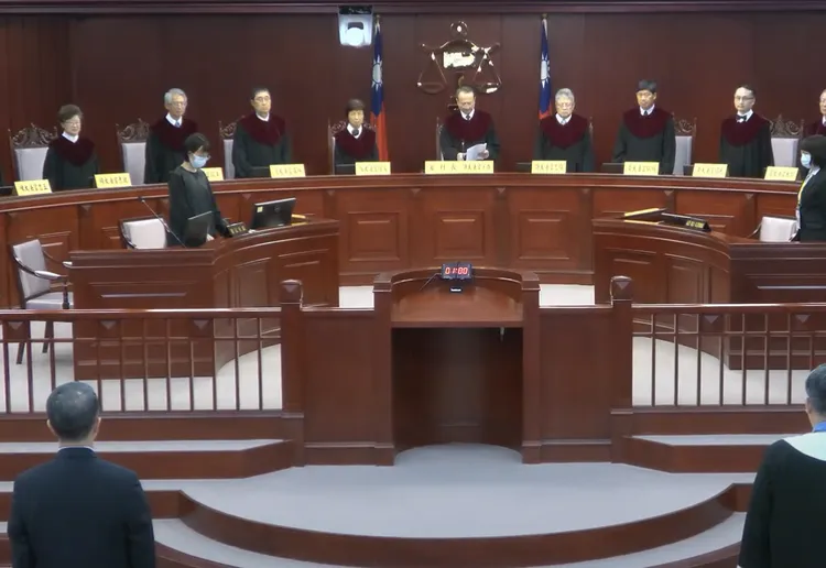 總統賴清德提名大法官人選二度遭在野黨封殺，導致憲法法庭癱瘓。翻攝憲法法庭直播