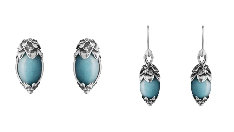 喬治傑生2026年HERITAGE系列純銀藍石英耳夾（左）、純銀藍石英穿式耳環（右），各1萬1500元。品牌提供