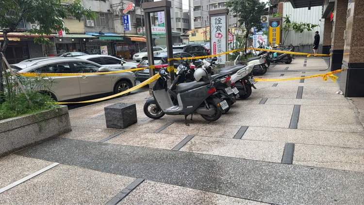 詹男約出詹女到租屋處樓下見面，持刀將她刺死再自殘，被依殺人罪起訴羈押迄今。資料照、民眾提供