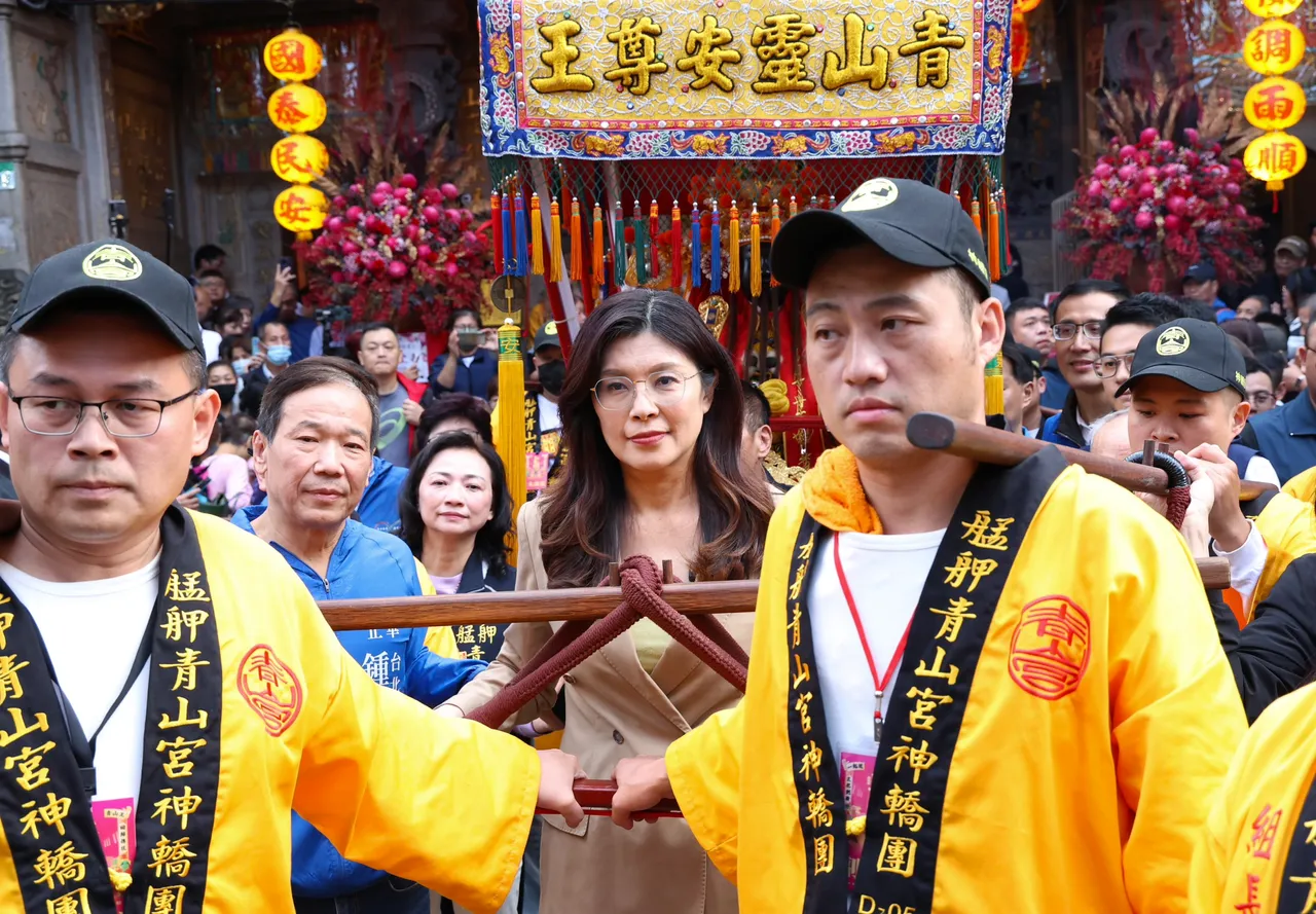 國民黨主席鄭麗文出席艋舺青山宮「靈安尊王聖誕」。莊宗達攝
