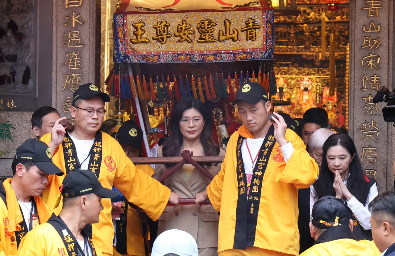 國民黨主席鄭麗文出席艋舺青山宮「靈安尊王聖誕」。莊宗達攝