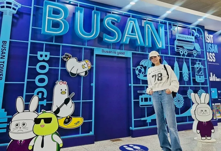 江祖平到釜山散心。翻摄江祖平Threads