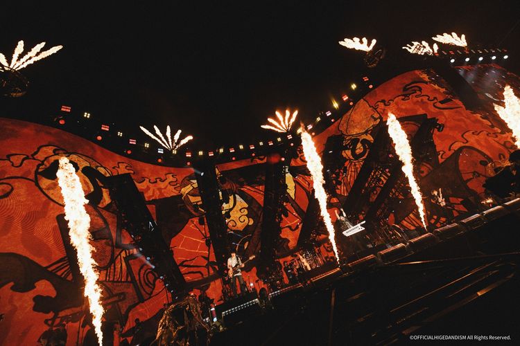 億級樂團狂吸25萬人次朝聖！Official髭男dism演唱會登台大銀幕