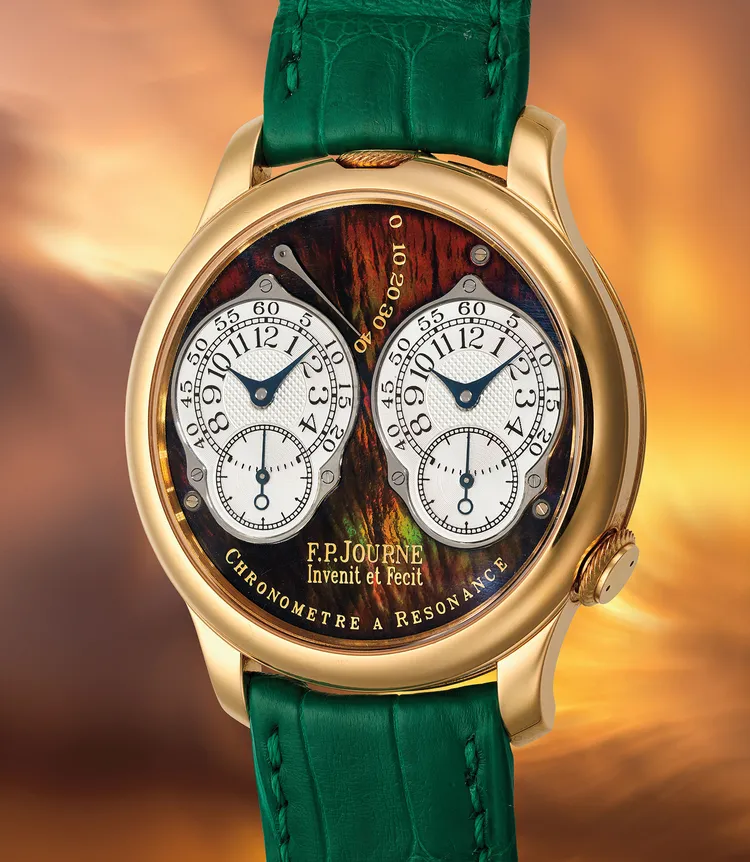 F.P. Journe量僅10只的兩地時區天文台腕錶，以近370 萬美元（約台幣1.15億）成交。富藝斯提供